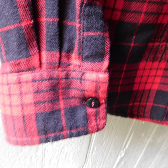 ๐ ๐ Cozy Farmhouse Flannel - Picture 9 of 11